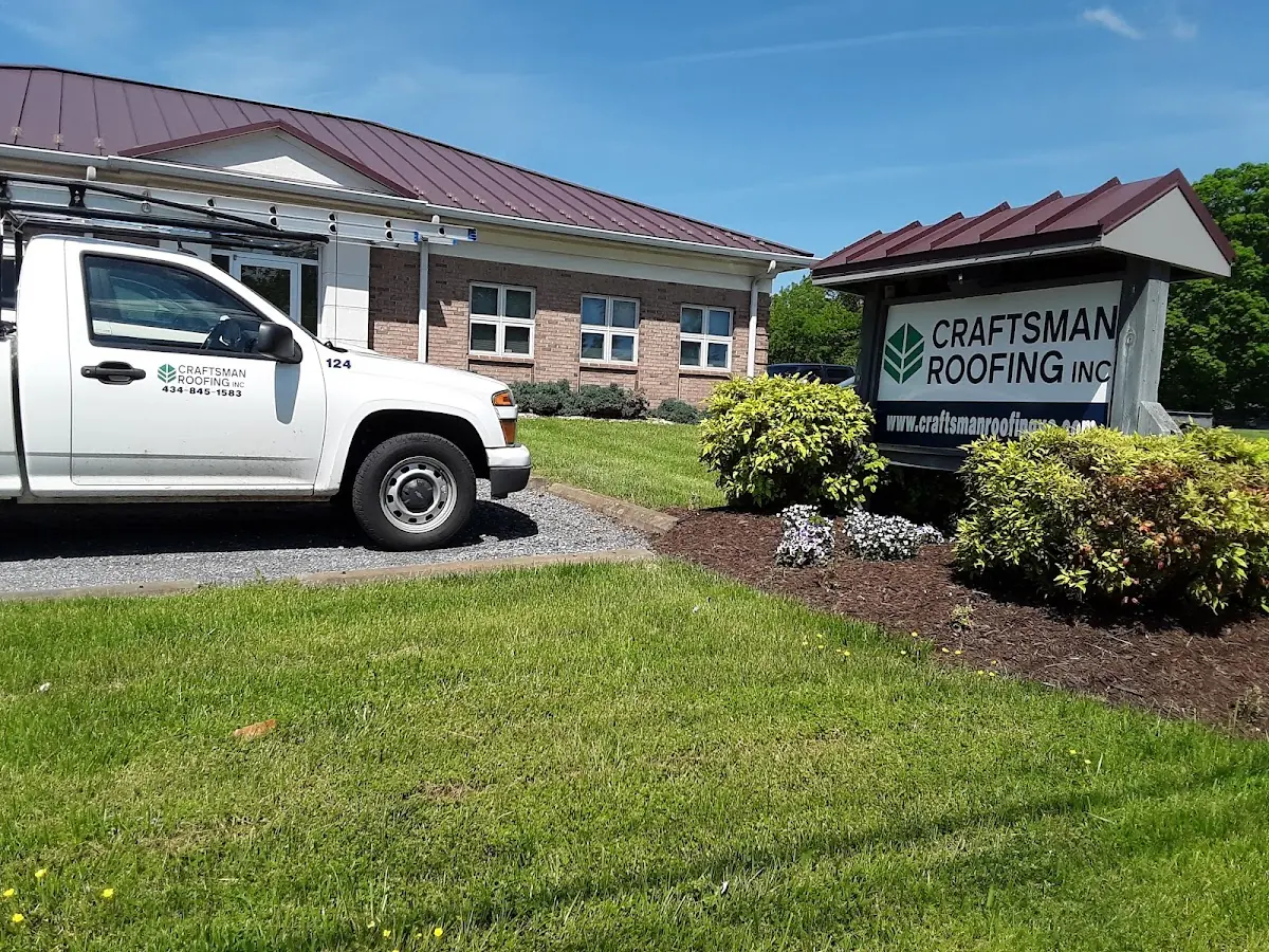 Quality Soffit & Fascia Repair by experienced craftsmen in Hill Forest Estates